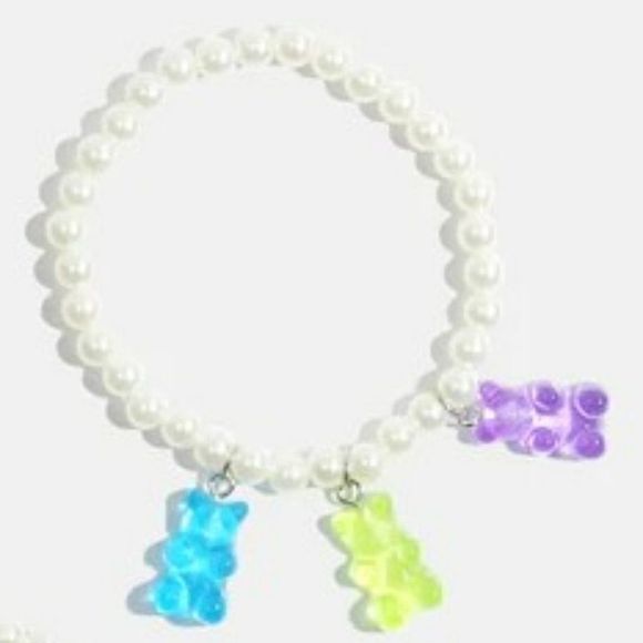 Bear Charm Pearl Bracelet - Picture 1 of 5